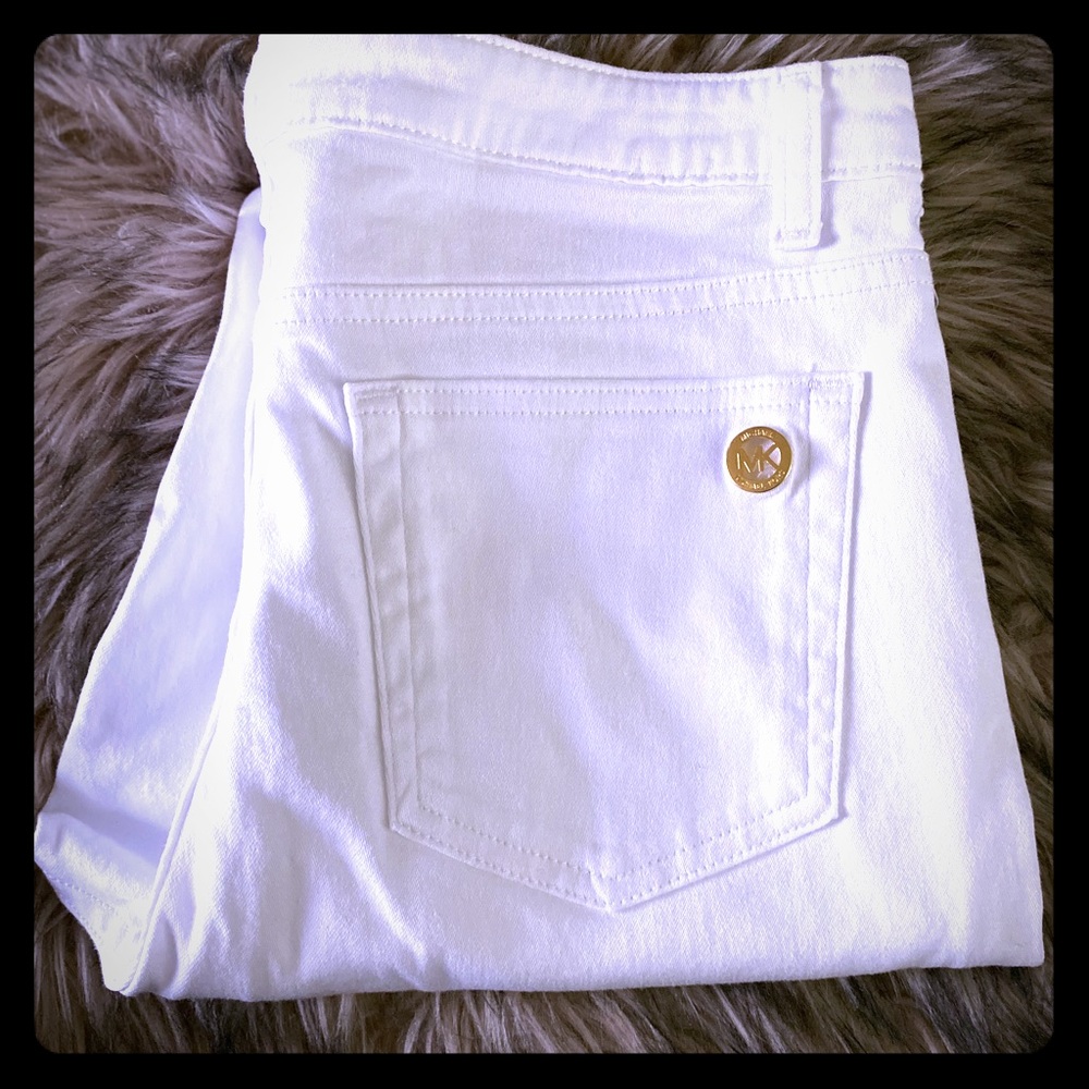 ⭐️New Michael Kors white cropped skinny jeans